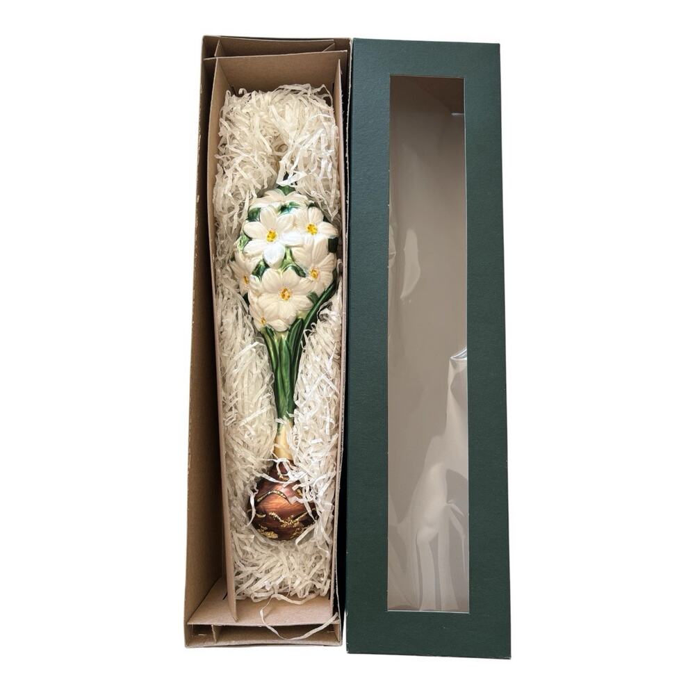 Smith & Hawkin Vintage German Blown Glass Tree Ornament White Narcissus Bulb 9 "
